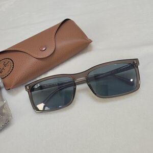 Ray-Ban Gray Unisex Sunglasses + Case